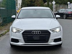 Weiß Gebraucht 2019 Audi A3 Ambiente Limousine | 11.999 € (Fairer Preis)