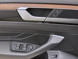 Grau Gebraucht 2024 VW Arteon Elegance Kombi | 32.977 € (Guter Preis)