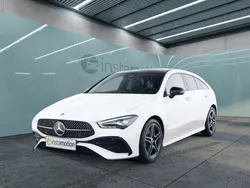 Weiß Gebraucht 2024 Mercedes CLA200 Shooting Brake AMG Kombi | 37.750 € (Etwas zu teuer)