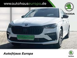 Moonweiß perleffekt Neu 2025 Skoda Scala Selection Kleinwagen | 33.385 €