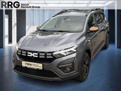 Grau Gebraucht 2024 Dacia Jogger Extreme Van / Kleinbus | 20.990 € (Fairer Preis)