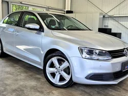 Silber Gebraucht 2012 VW Jetta Trendline Limousine | 8.390 € (Etwas zu teuer)