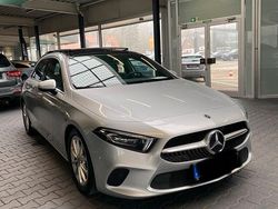 Silber Gebraucht 2019 Mercedes A200 Limousine | 23.500 € (Etwas zu teuer)