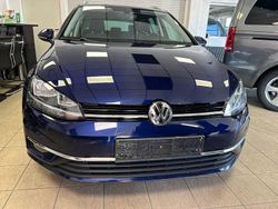 Blau Gebraucht 2017 VW Golf VII Comfortline Kombi | 13.999 € (Teuer)