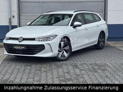 Weiß Gebraucht 2024 VW Passat Kombi | 27.450 € (Teuer)