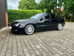 Schwarz Gebraucht 2009 Mercedes E220 Avantgarde Limousine | 8.500 € (Fairer Preis)