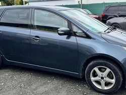 Dark grey Gebraucht 2007 Mitsubishi Grandis Intense Van / Kleinbus | 2.499 € (Etwas zu teuer)