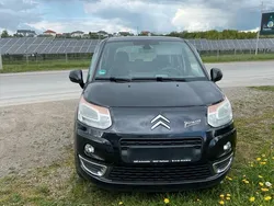 Schwarz Gebraucht 2009 Citroën C3 Kleinwagen | 1.700 €