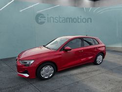 Rot Gebraucht 2024 Audi A3 Sportback Sport Kleinwagen | 32.640 € (Fairer Preis)