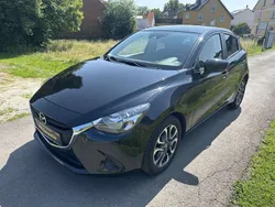 Jet black Gebraucht 2017 Mazda 2 Kizoku Kleinwagen | 9.990 € (Guter Preis)
