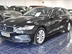 Schwarz Gebraucht 2019 Volvo V60 Momentum Kombi | 18.470 € (Fairer Preis)