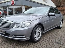 Silber Gebraucht 2012 Mercedes E200 Elegance Limousine | 12.475 € (Guter Preis)