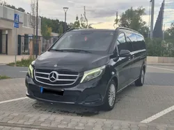 Schwarz Gebraucht 2019 Mercedes V250 Van / Kleinbus | 26.900 €