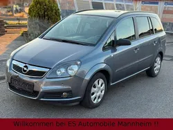 Grau Gebraucht 2007 Opel Zafira Catch Me Van / Kleinbus | 3.450 € (Fairer Preis)