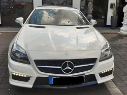 Weiß Gebraucht 2013 Mercedes SLK55 AMG AMG Cabrio | 59.000 €