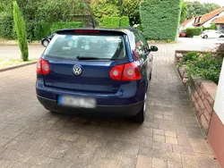 Blau Gebraucht 2006 VW Golf V Goal Limousine | 2.950 € (Etwas zu teuer)