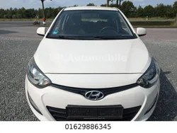 Weiß Gebraucht 2014 Hyundai i20 Kleinwagen | 4.400 € (Fairer Preis)
