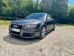 Grau Gebraucht 2006 Audi RS4 Sport Cabrio | 36.900 € (Fairer Preis)