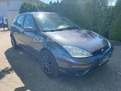 Grau Gebraucht 2004 Ford Focus Viva X Limousine | 1.390 € (Superpreis)