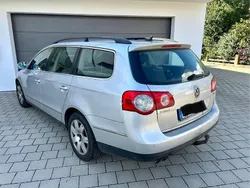 Silber Gebraucht 2010 VW Passat Comfortline Kombi | 2.200 € (Guter Preis)