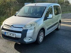 Silber Gebraucht 2011 Citroën Berlingo Van / Kleinbus | 3.350 € (Fairer Preis)