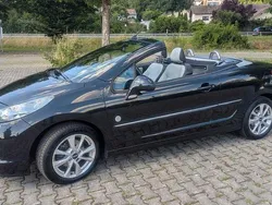 Schwarz Gebraucht 2014 Peugeot 207 CC Roland Garros Cabrio | 7.900 € (Teuer)