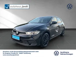Grau Gebraucht 2023 VW Polo Life Limousine | 20.490 € (Fairer Preis)