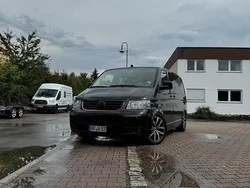 Schwarz Gebraucht 2003 VW Multivan Van / Kleinbus | 13.900 €