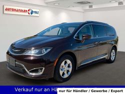 Rot Gebraucht 2019 Chrysler Pacifica SUV | 18.999 €
