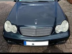 Schwarz Gebraucht 2007 Mercedes C180 Limousine | 1.400 € (Superpreis)