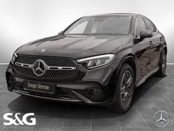 Metalliclack obsidianschwarz Gebraucht 2024 Mercedes GLC200 AMG SUV | 56.677 € (Etwas zu teuer)