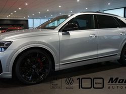 Satellitsilber metallic Gebraucht 2024 Audi Q8 S-Line SUV | 95.900 €