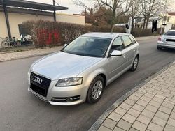 Silber Gebraucht 2011 Audi A3 Sport Limousine | 5.900 € (Fairer Preis)