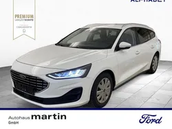 Weiß Gebraucht 2023 Ford Focus Titanium S Limousine | 18.990 € (Fairer Preis)