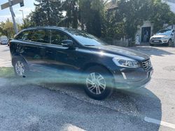 Grau Gebraucht 2014 Volvo XC60 Momentum SUV | 13.100 € (Fairer Preis)