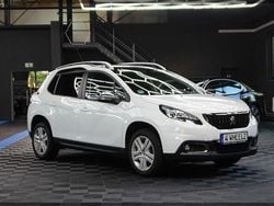 Weiß Gebraucht 2018 Peugeot 2008 Allure SUV | 8.799 € (Guter Preis)
