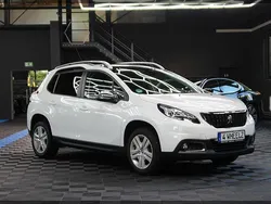 Weiß Gebraucht 2018 Peugeot 2008 Allure SUV | 8.999 € (Fairer Preis)