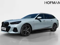 Grau Neu 2025 BMW 520 Comfort Edition Kombi | 65.600 € (Teuer)