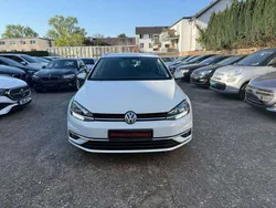 Weiß Gebraucht 2018 VW Golf VII Join Kombi | 11.999 € (Guter Preis)