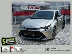 Precious silver Gebraucht 2023 Toyota Corolla Team Limousine | 22.990 € (Guter Preis)
