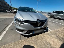 Silber Gebraucht 2016 Renault Mégane GrandTour Kombi | 8.400 €