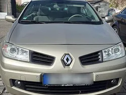 Gold Gebraucht 2007 Renault Mégane Cabriolet Cabrio | 3.800 € (Etwas zu teuer)