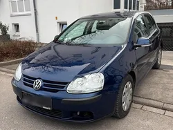 Blau Gebraucht 2006 VW Golf V Limousine | 2.950 € (Etwas zu teuer)