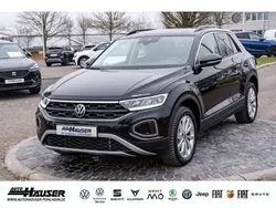 Schwarz Gebraucht 2024 VW T-Roc Life SUV | 29.985 € (Fairer Preis)