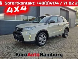 Savannah ivory metallic Neu 2025 Suzuki Vitara Comfort SUV | 24.590 € (Guter Preis)