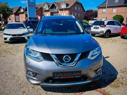 Grau Gebraucht 2015 Nissan X-Trail Tekna SUV | 14.490 € (Fairer Preis)