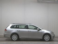 Tungsten silver metallic Gebraucht 2017 VW Golf VII Trendline Limousine | 8.490 € (Guter Preis)