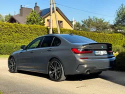 Grau Gebraucht 2020 BMW 330 M Sport Limousine | 38.500 € (Fairer Preis)