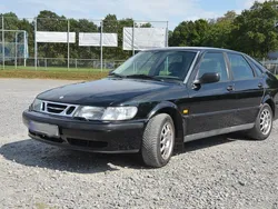 Schwarz Gebraucht 2000 Saab 9-3 Kombi | 900 €