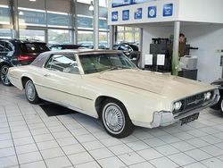 Beige Gebraucht 1967 Ford Thunderbird Coupé | 13.900 €